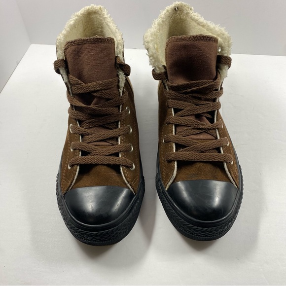CONVERSE Chuck Taylor All Stars Suede With Sherpa Lining Color Brown SZ 5 Junior - Picture 2 of 11